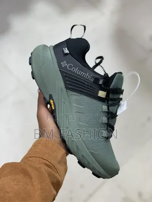 Photo - Columbia Men's Facet 75 Outdry Hiking Shoe