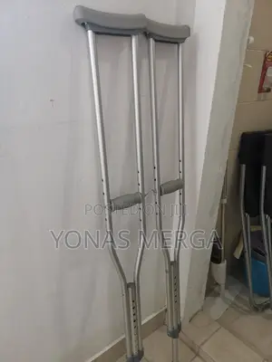 Photo - Crutches/Adjustable Height/Promote Safe,Steady Walking on Any Surface