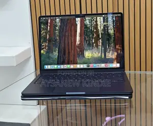 New Laptop Apple MacBook Air 2025 M4 13-Inch 16GB Apple M4 SSD 256GB