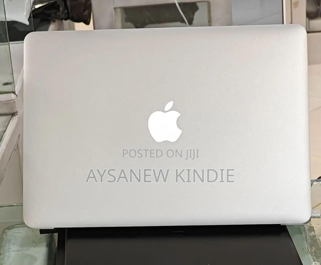 New Laptop Apple MacBook Air 2017 8GB Intel Core I5 SSD 256GB