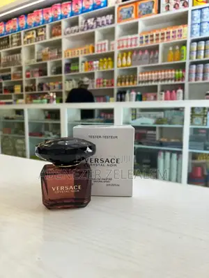 Photo - Versace Crystal Noir