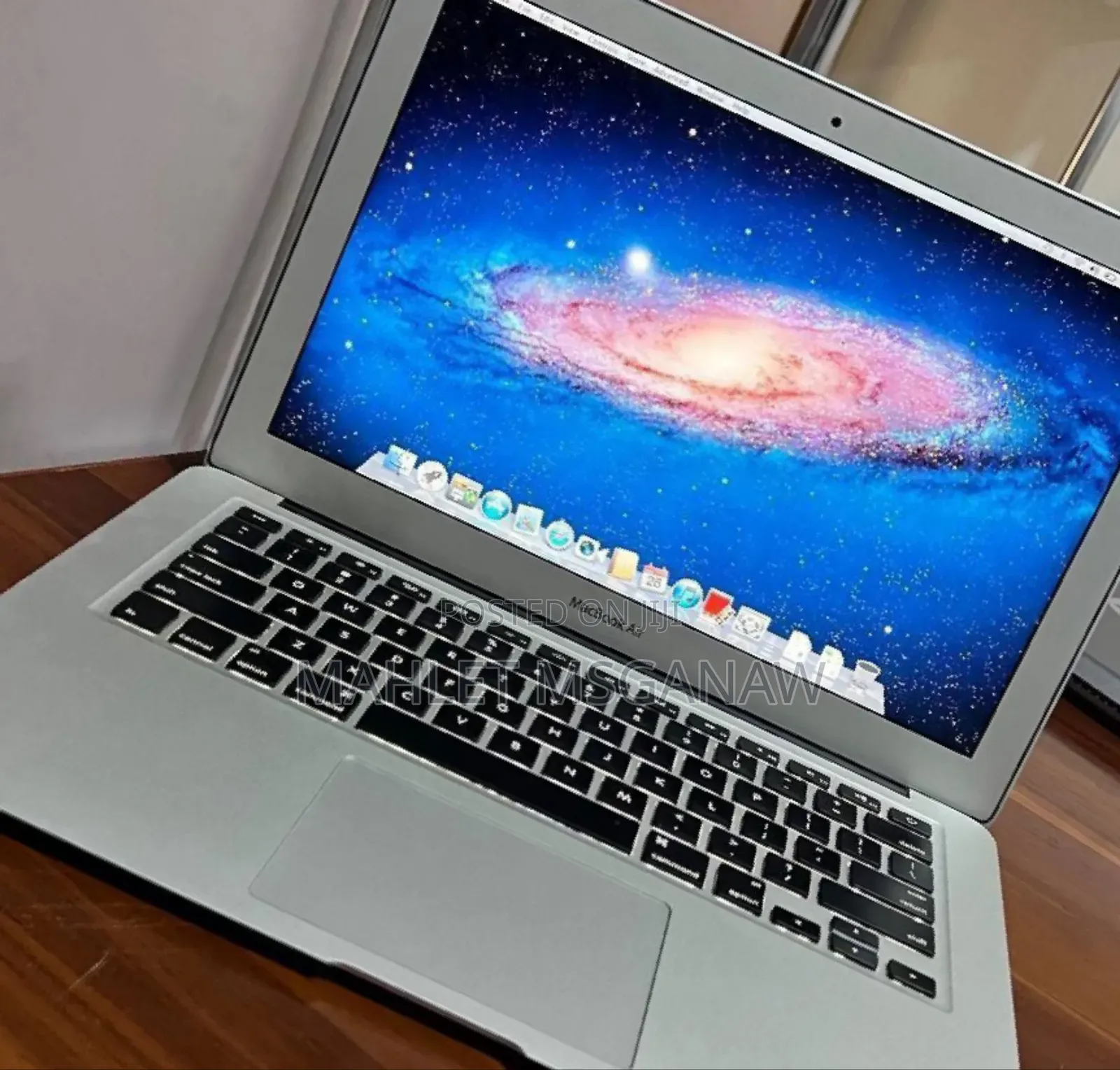 New Laptop Apple MacBook Air 2015 4GB Intel Core I5 SSD 256GB