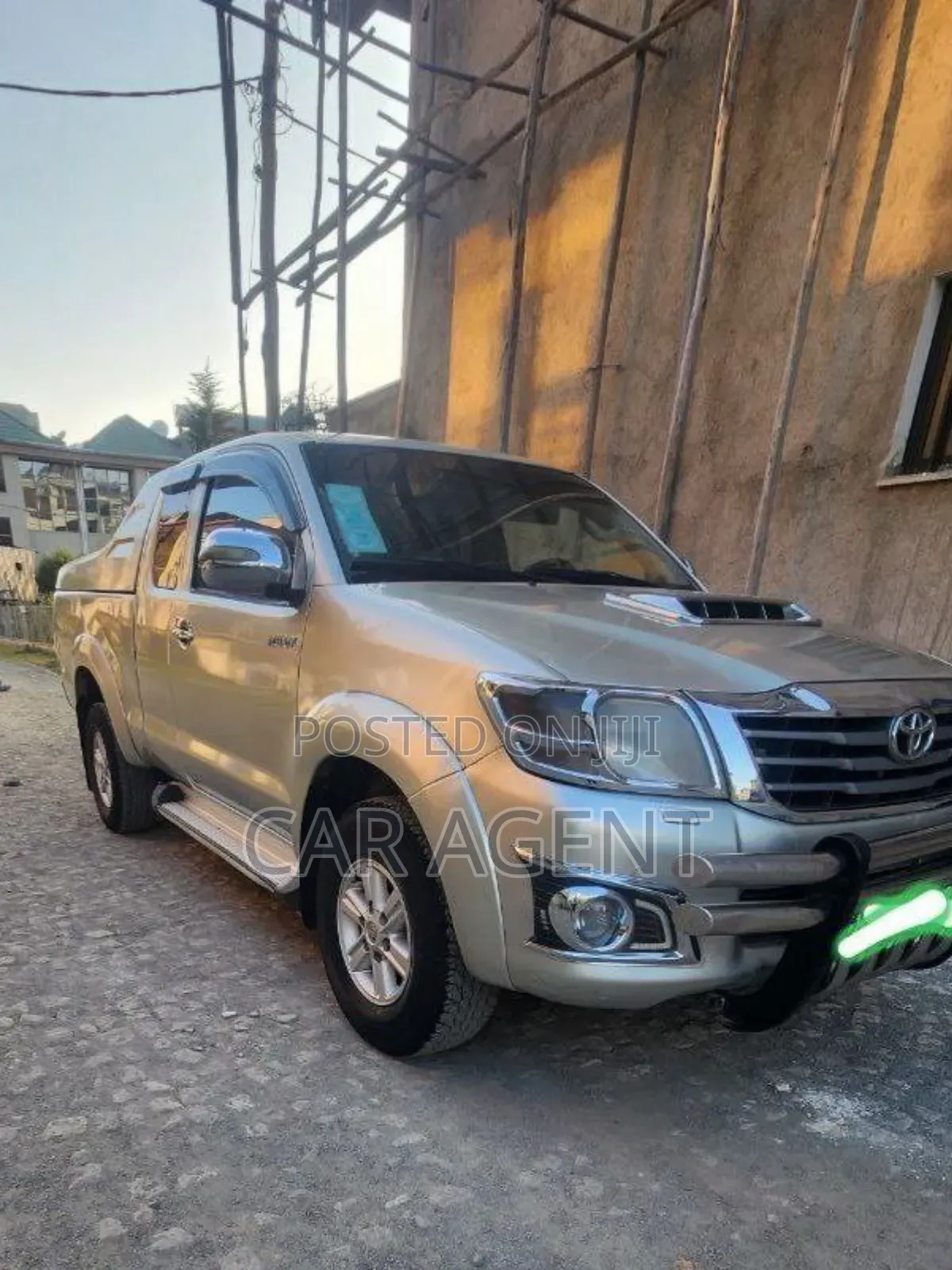 Toyota Hilux 2012 Gray