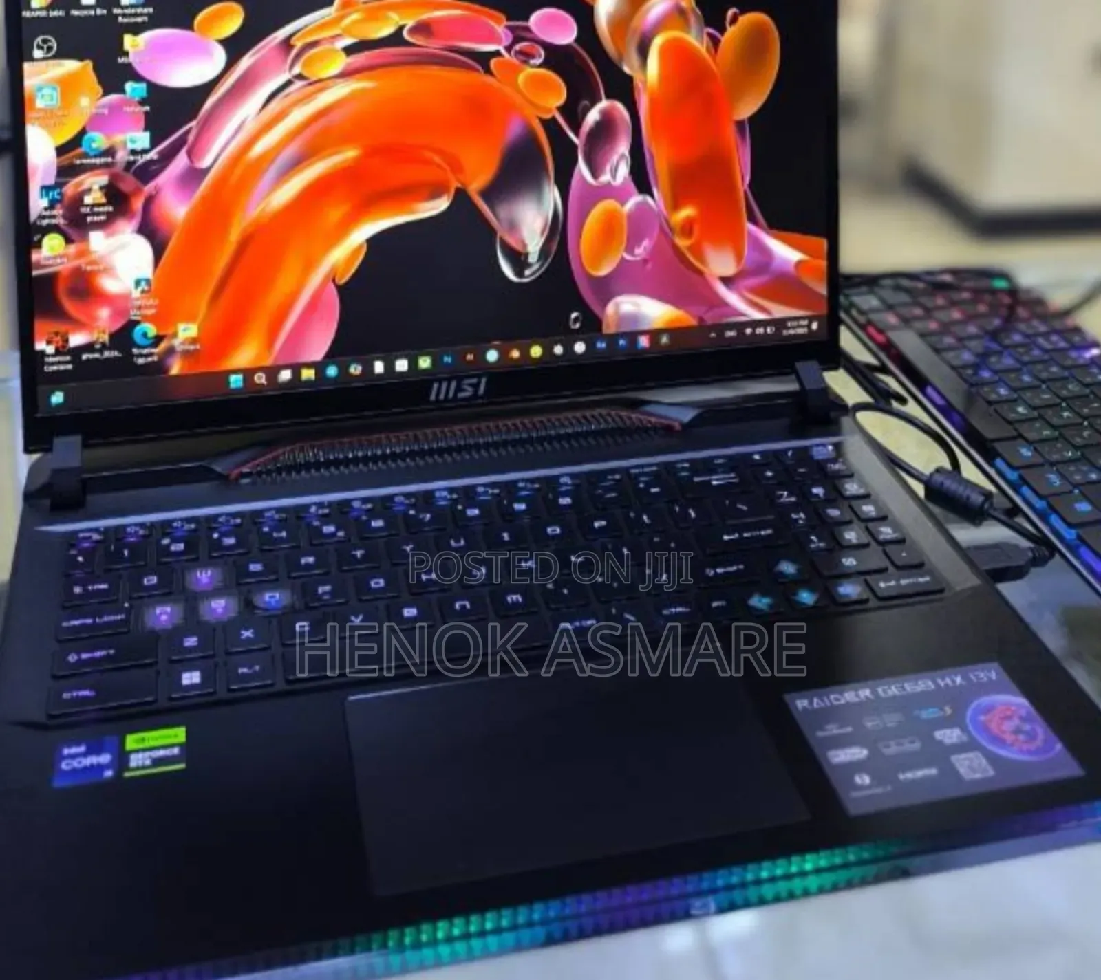 New Laptop MSI Raider GE68HX 13vi-202us 32GB Intel Core I9 SSD 1T