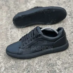 Calvin Klein Mens Casual Flat Shoe