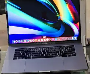 New Laptop Apple MacBook Pro 2019 32GB Intel Core I9 SSD 512GB