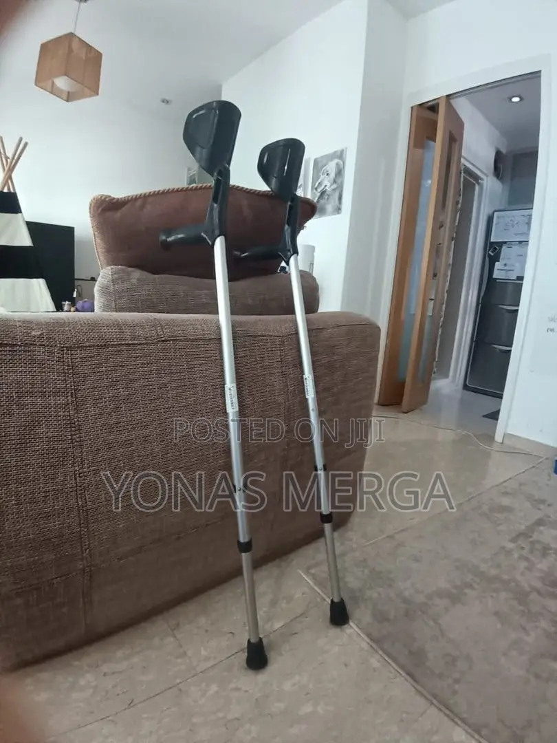 Forearm Crutches商𣊫 X2 Units Folding Forearm Crutches