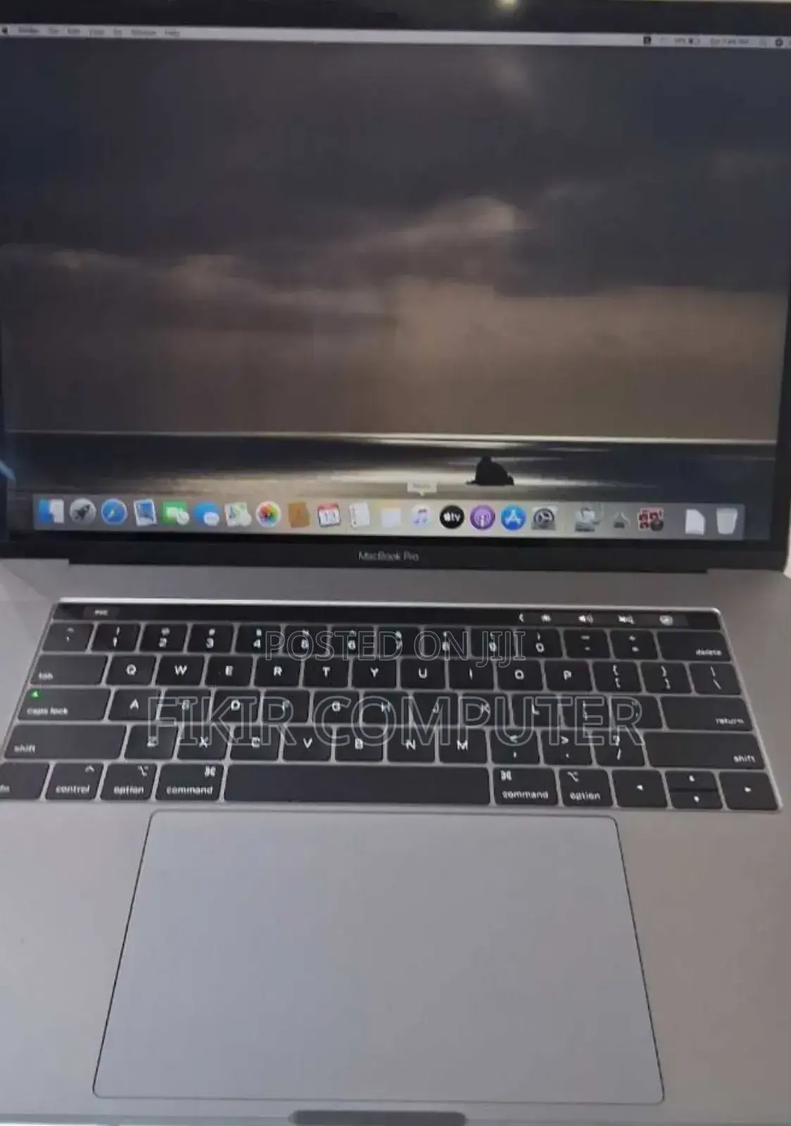 New Laptop Apple MacBook Pro 2019 32GB Intel Core i9 SSD 512GB