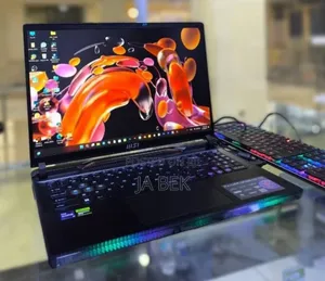 New Laptop MSI Raider GE68HX 13vi-202us 32GB Intel Core I9 SSD 1T