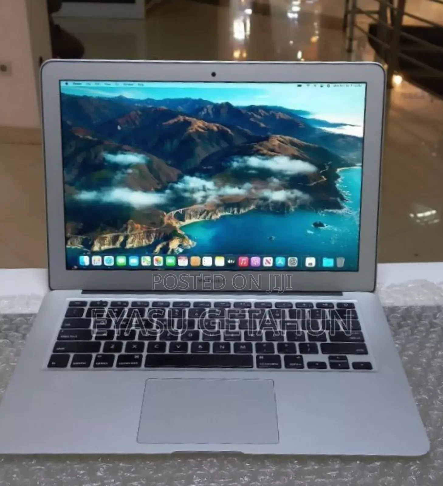 New Laptop Apple MacBook Air 2014 4GB Intel Core I5 SSD 256GB