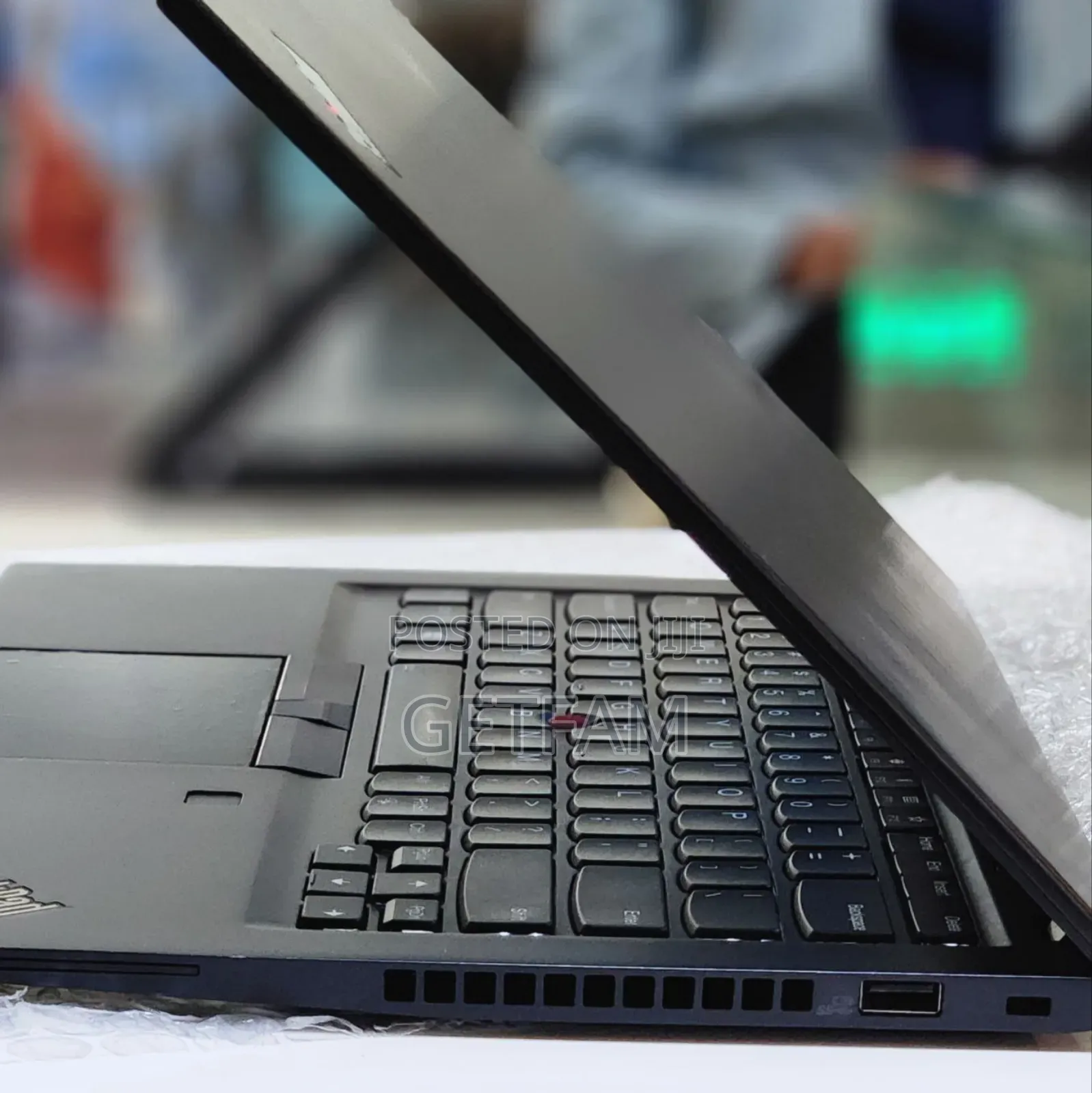 New Laptop Lenovo ThinkPad T14s G4 16GB Intel Core I7 SSD 512GB