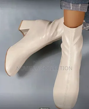 Photo - Classic Side Zipper High Boots