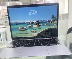 New Laptop Apple MacBook Pro M1 8GB Apple M1 SSD 256GB