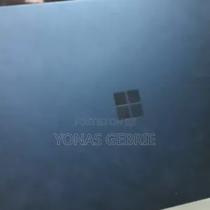 New Laptop Microsoft Surface 16GB Intel Core I7 SSD 512GB