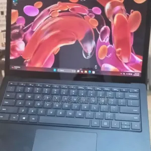 New Laptop Microsoft Surface 16GB Intel Core I7 SSD 512GB