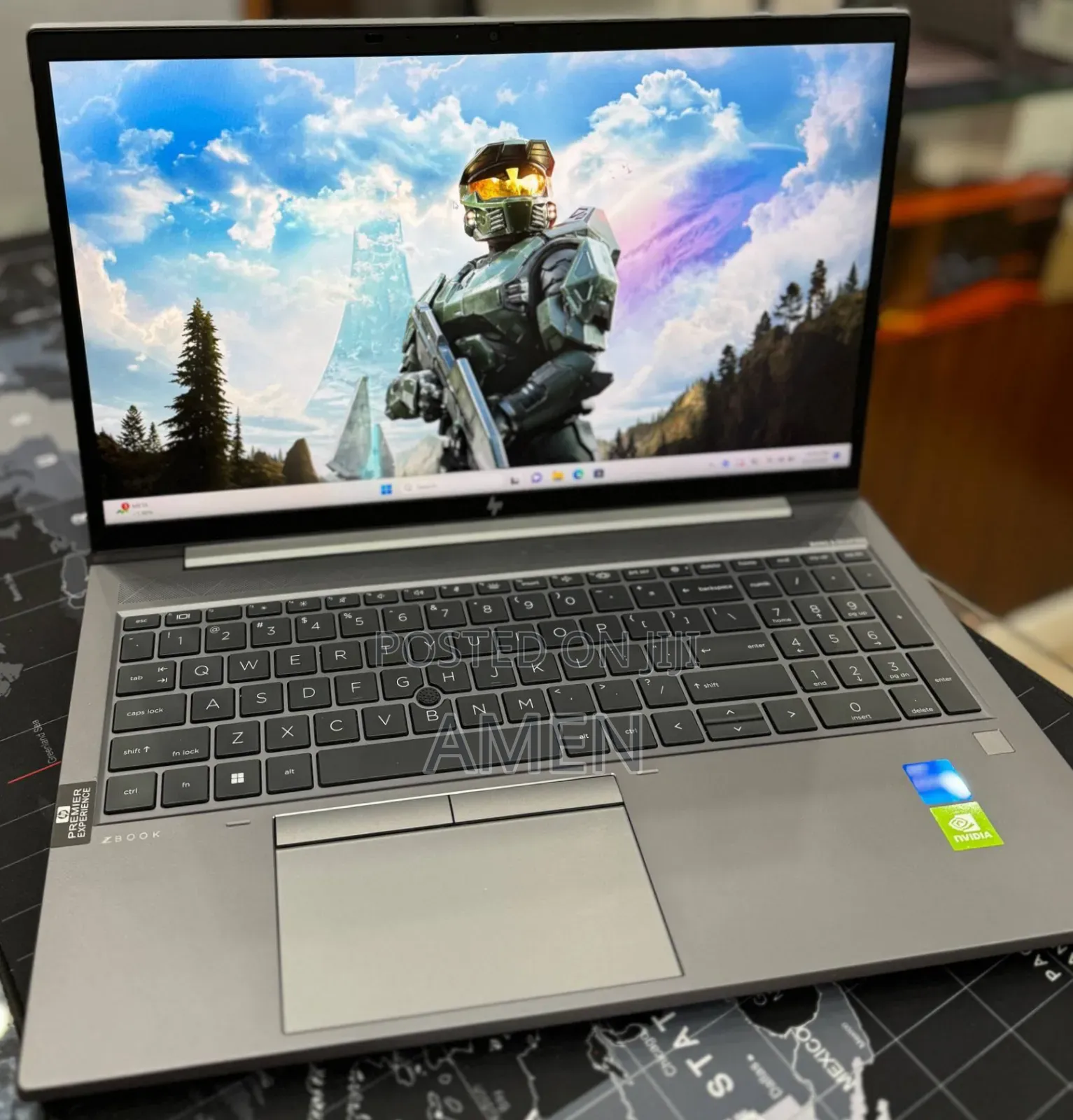 New Laptop HP ZBook Studio G8 16GB Intel Core I7 SSD 512GB