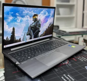 New Laptop HP ZBook Studio G8 16GB Intel Core I7 SSD 512GB
