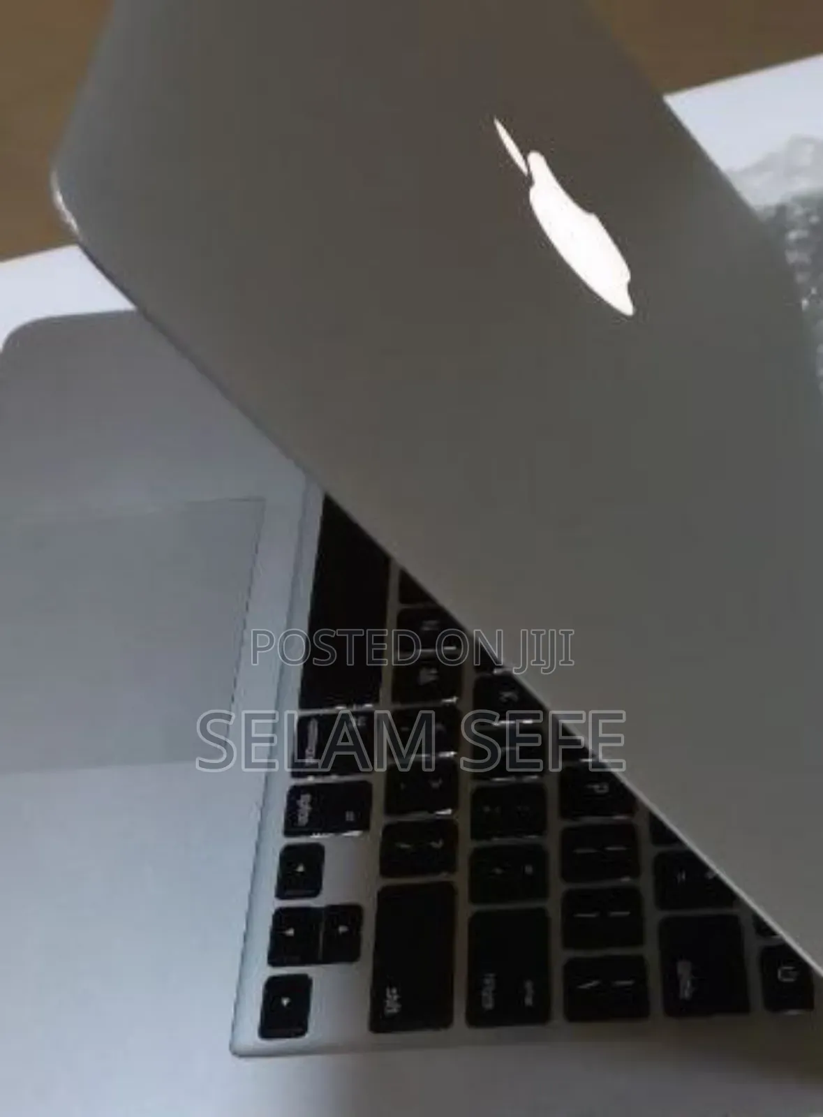 New Laptop Apple MacBook Air 2014 4GB Intel Core I5 SSD 256GB