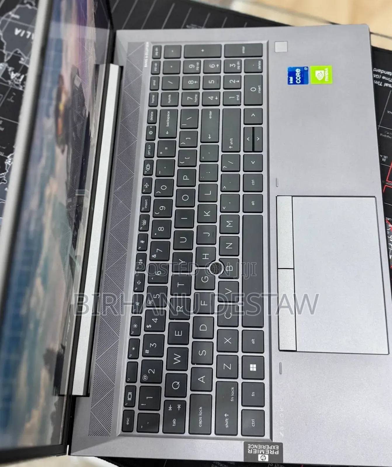 New Laptop HP ZBook Firefly G8 16GB Intel Core I7 SSD 512GB