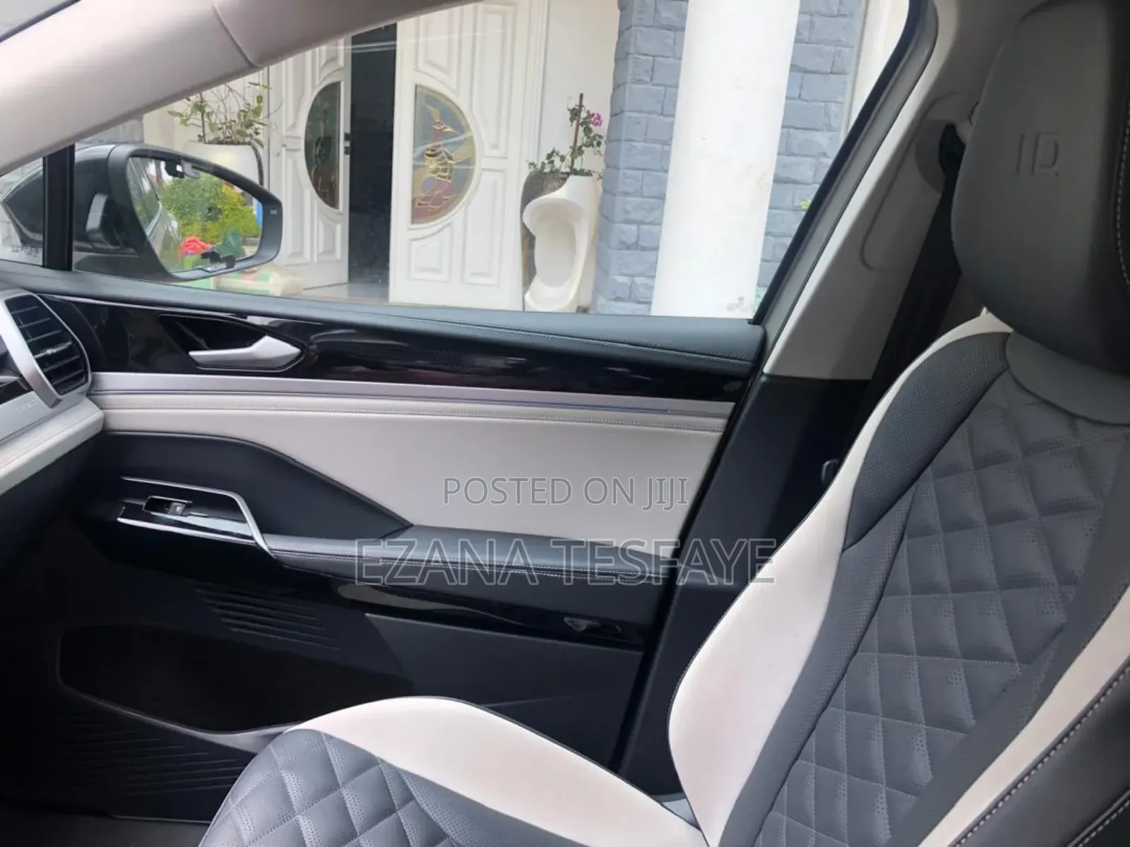 Volkswagen ID.6 2024 Pearl