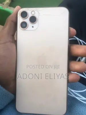 Photo - Apple iPhone 11 Pro Max 256 GB White