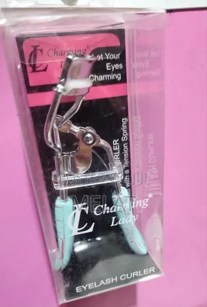 Eyelash Curler
