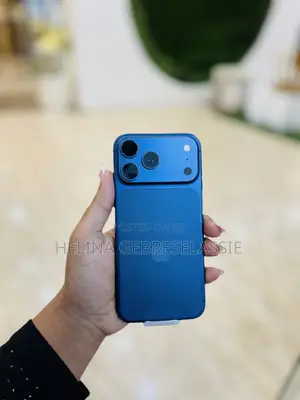 Photo - New Apple iPhone 17 Pro Max 512 GB Blue