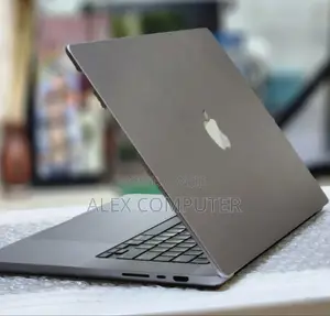 New Laptop Apple MacBook Pro M1 32GB Apple M1 Pro SSD 512GB