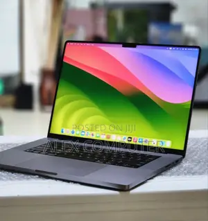 New Laptop Apple MacBook Pro M1 32GB Apple M1 Pro SSD 512GB