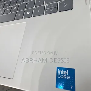 New Laptop HP 16GB Intel Core Ultra 7 SSD 512GB