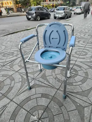 Photo - Toilet Commode Chair鵝毛commode Chair奢望toilet Chair軍方commode Chair New