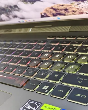 New Laptop Asus ROG Strix G15 16GB Intel Core I9 SSD 1T