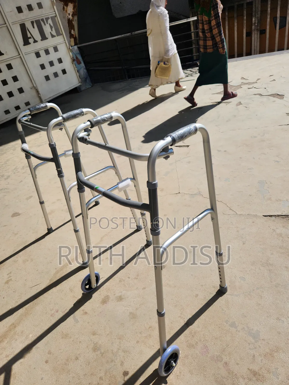 Foldable Walker朱雀medical Walker朱諾walker Medical Walker脆弱brand New Walk