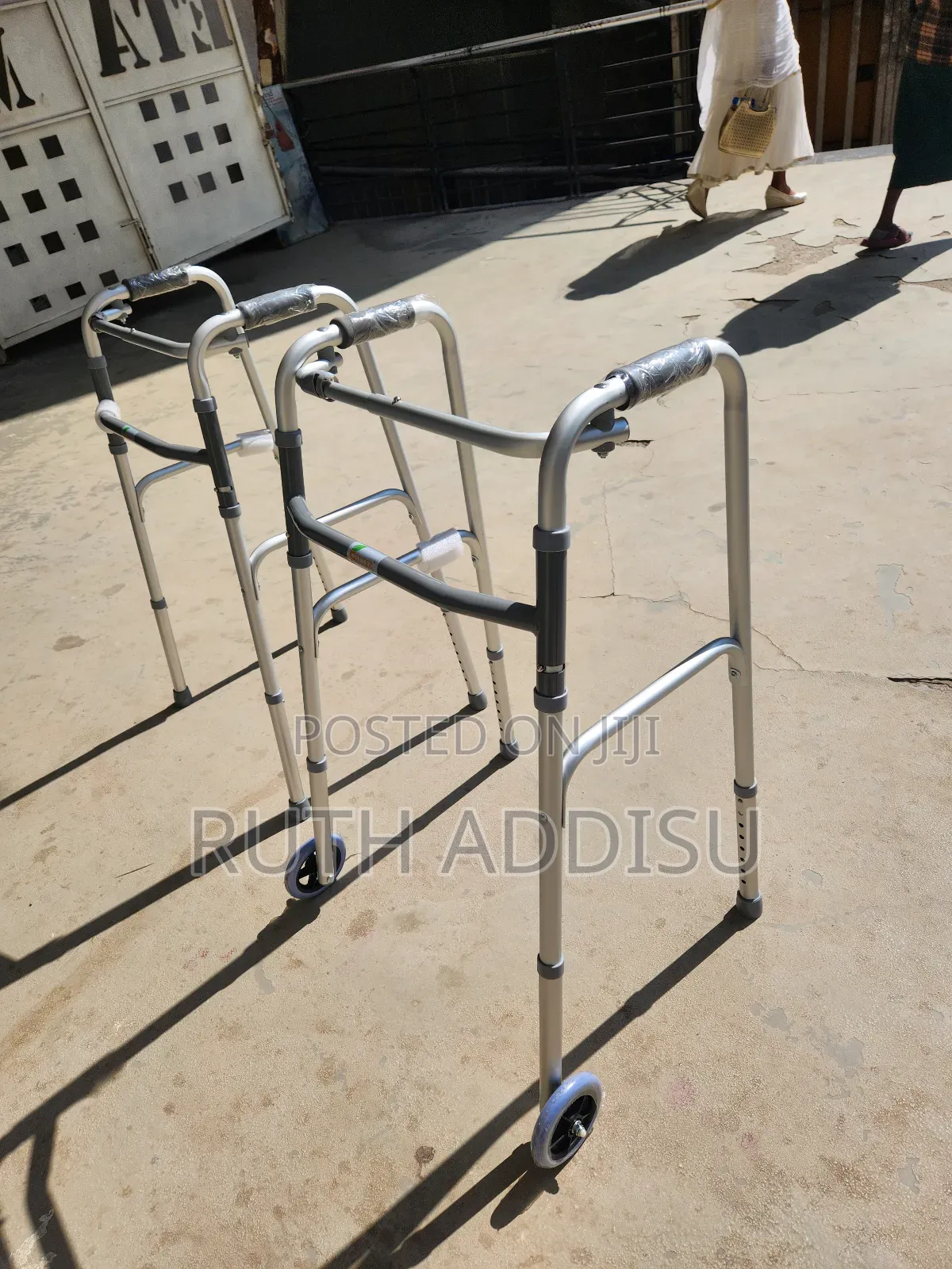 Walker瑩指foldable Walker广我brand New Medical Walker轟出walker Brand New