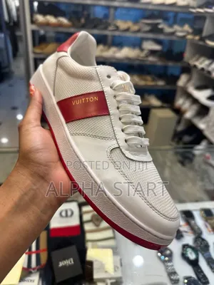  Louis Vuitton Plain Leather 
Flat Made in Italy