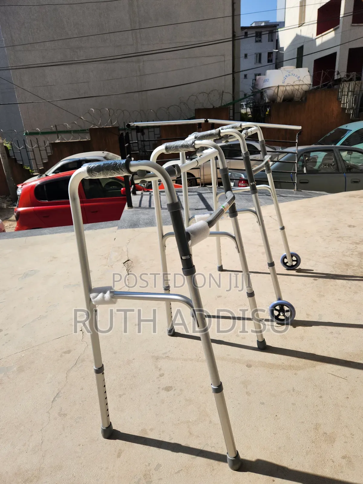 Almunium Walker Foldable Stainless Best Quality Walker肺部almunium Walkr