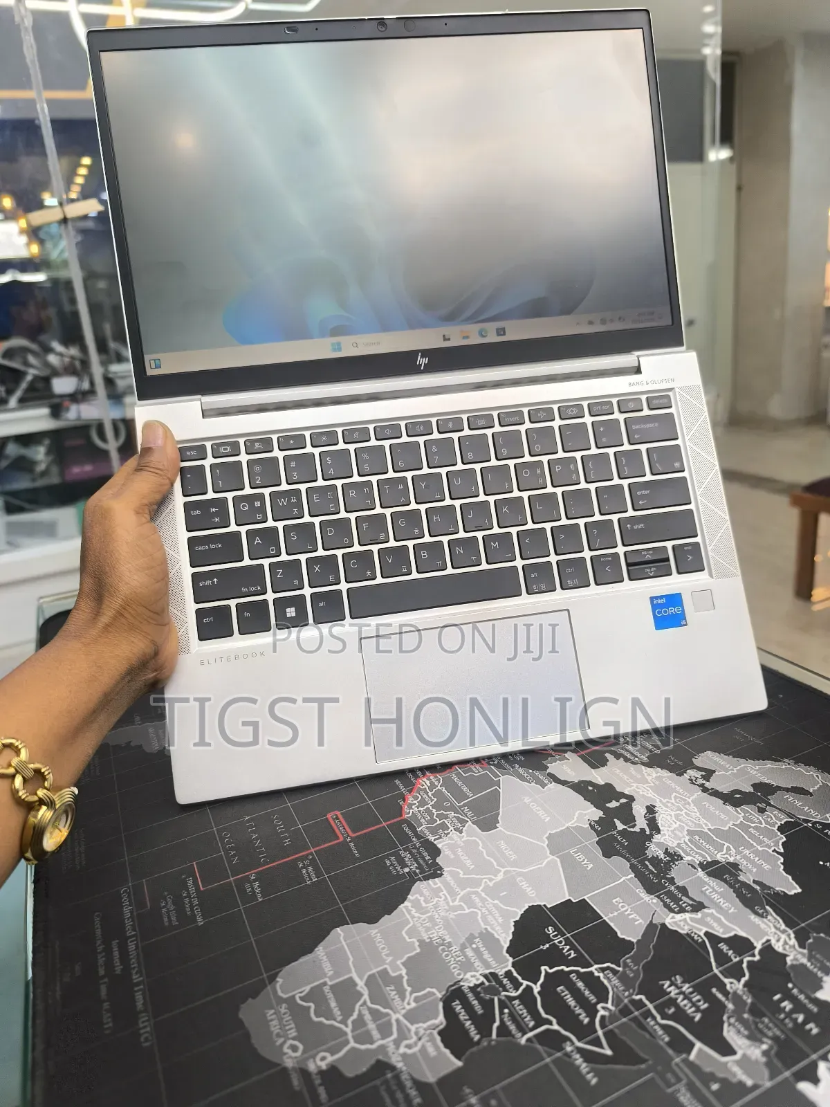 New Laptop HP EliteBook 830 G8 16GB Intel Core I5 SSD 512GB