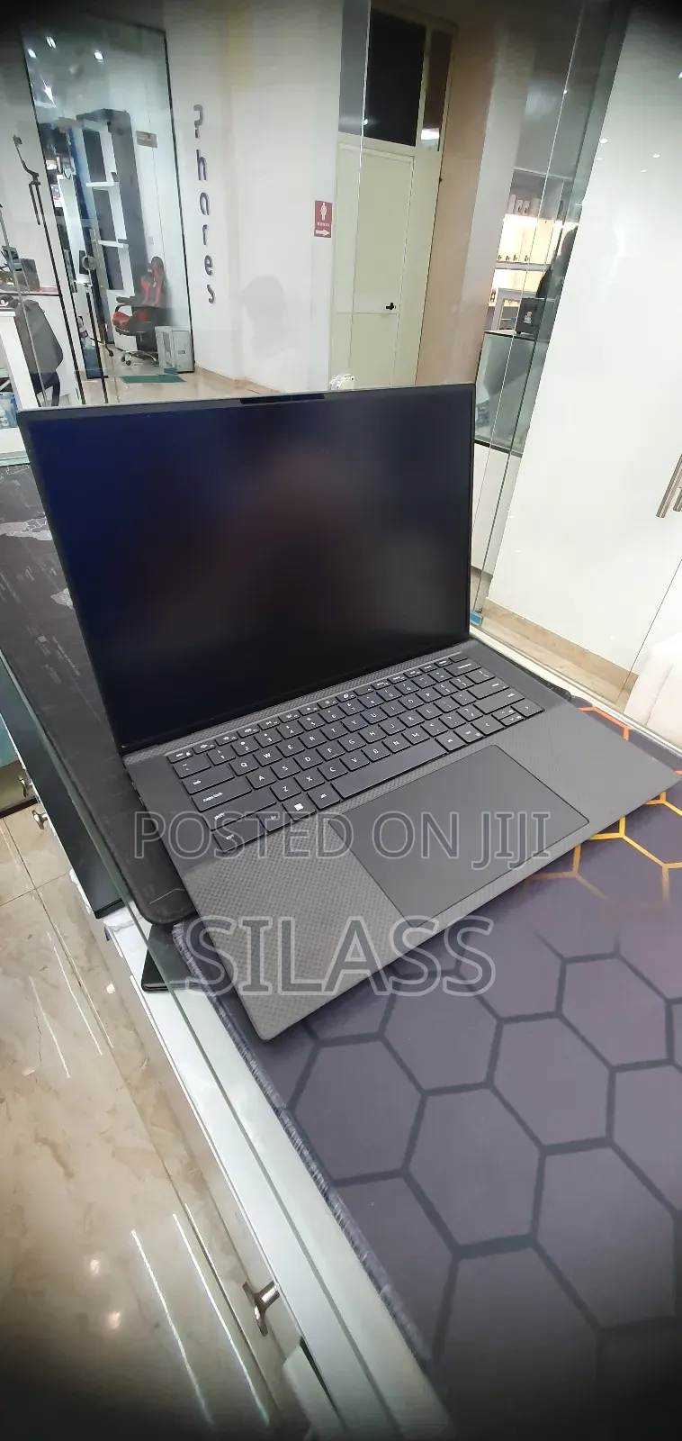 New Laptop Dell Precision 5570 16GB Intel Core I7 SSD 512GB