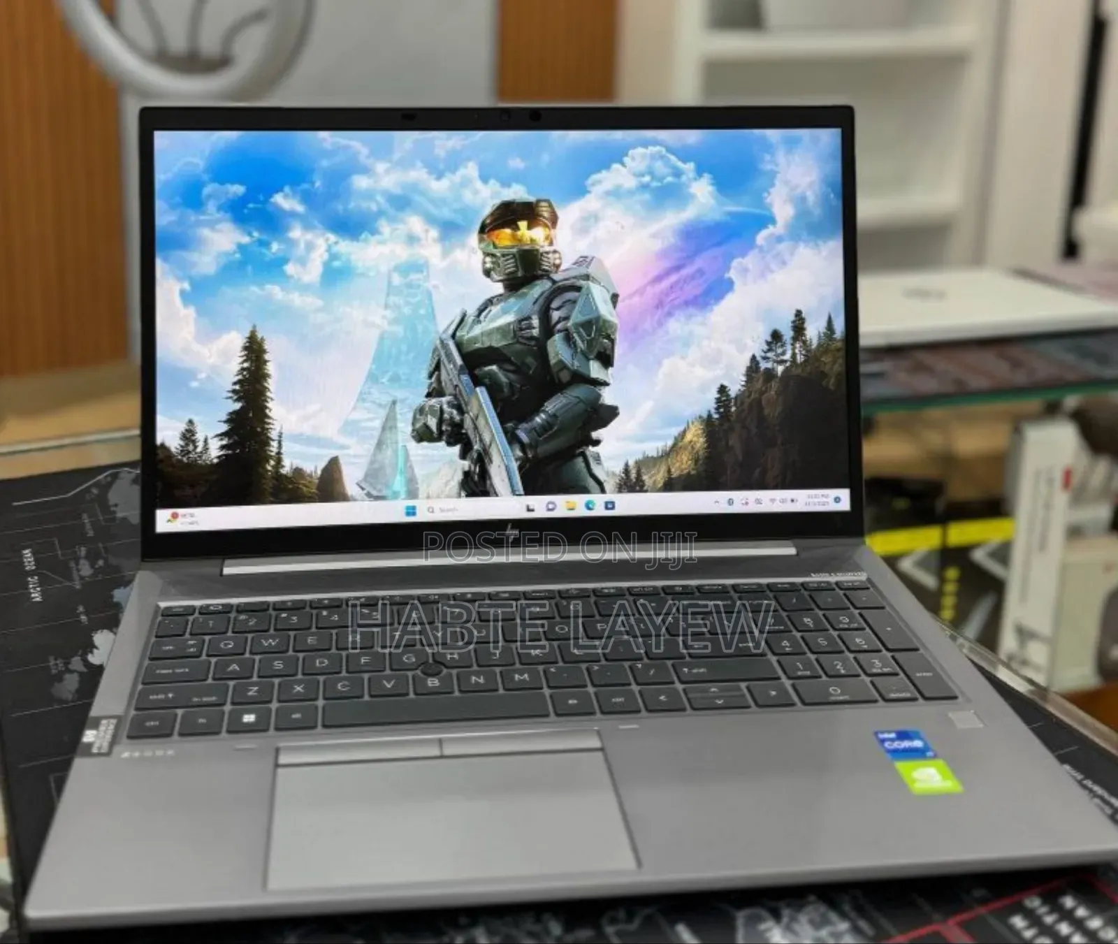 New Laptop HP ZBook Studio G8 16GB Intel Core I7 SSD 512GB