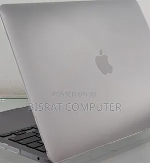 New Laptop Apple MacBook Air 2022 M2 8GB Apple M2 SSD 256GB