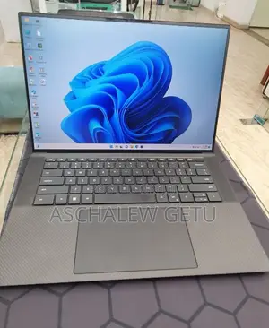 New Laptop Dell Precision 5570 16GB Intel Core I7 SSD 512GB