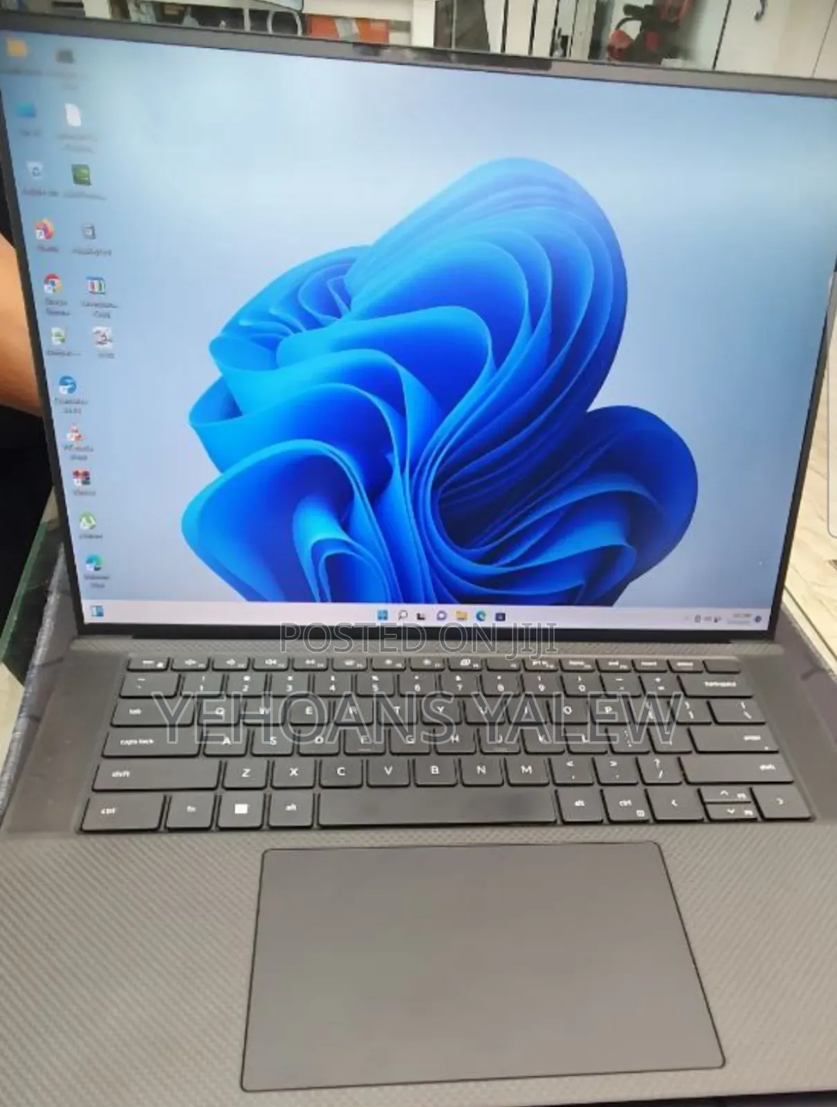 New Laptop Dell Precision 5570 16GB Intel Core I7 SSD 512GB