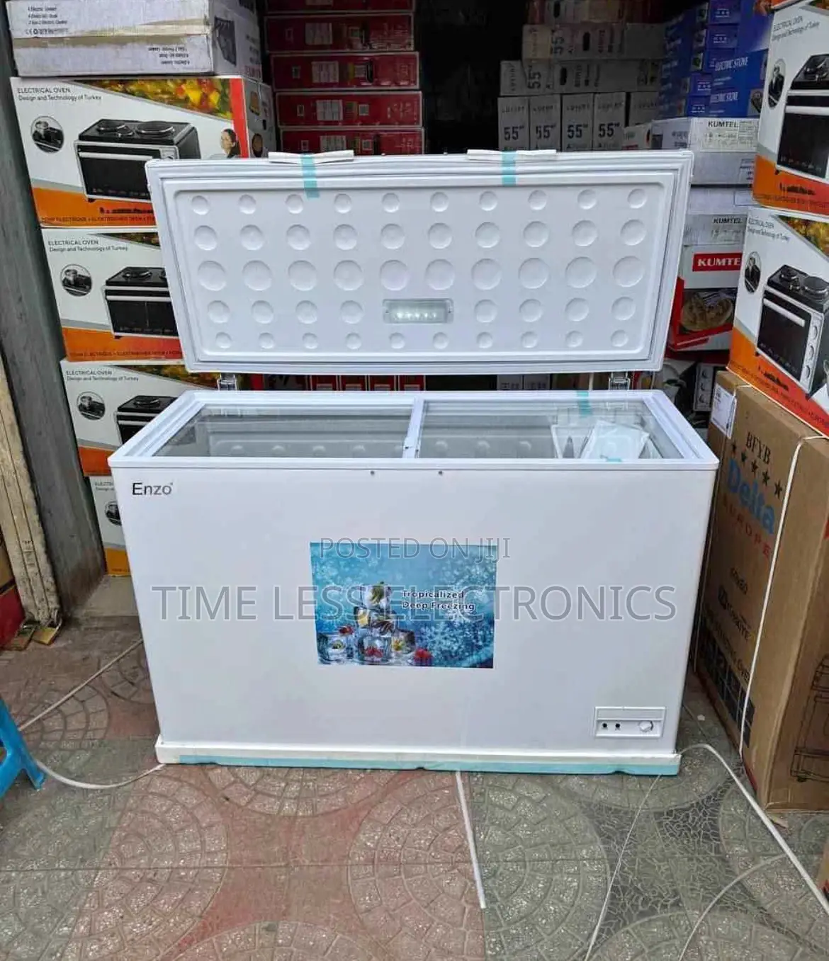 Enzo Deep Freezer 350 L – Spacious Ready for Heavy Storage!