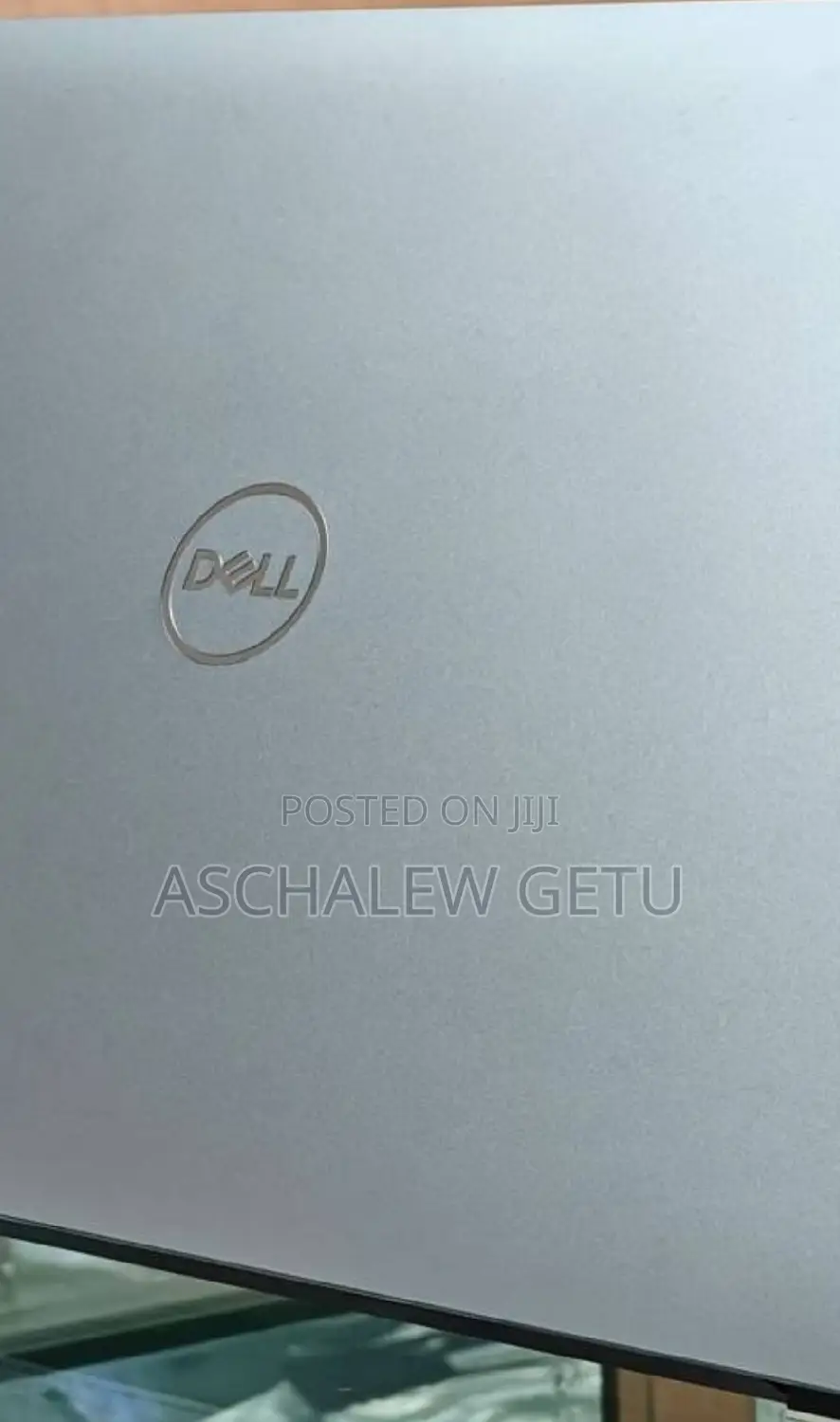 New Laptop Dell Precision 5540 16GB Intel Core I7 SSD 512GB