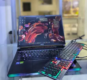 Photo - New Laptop MSI Raider GE68HX 13vi-202us 32GB Intel Core I9 SSD 1T