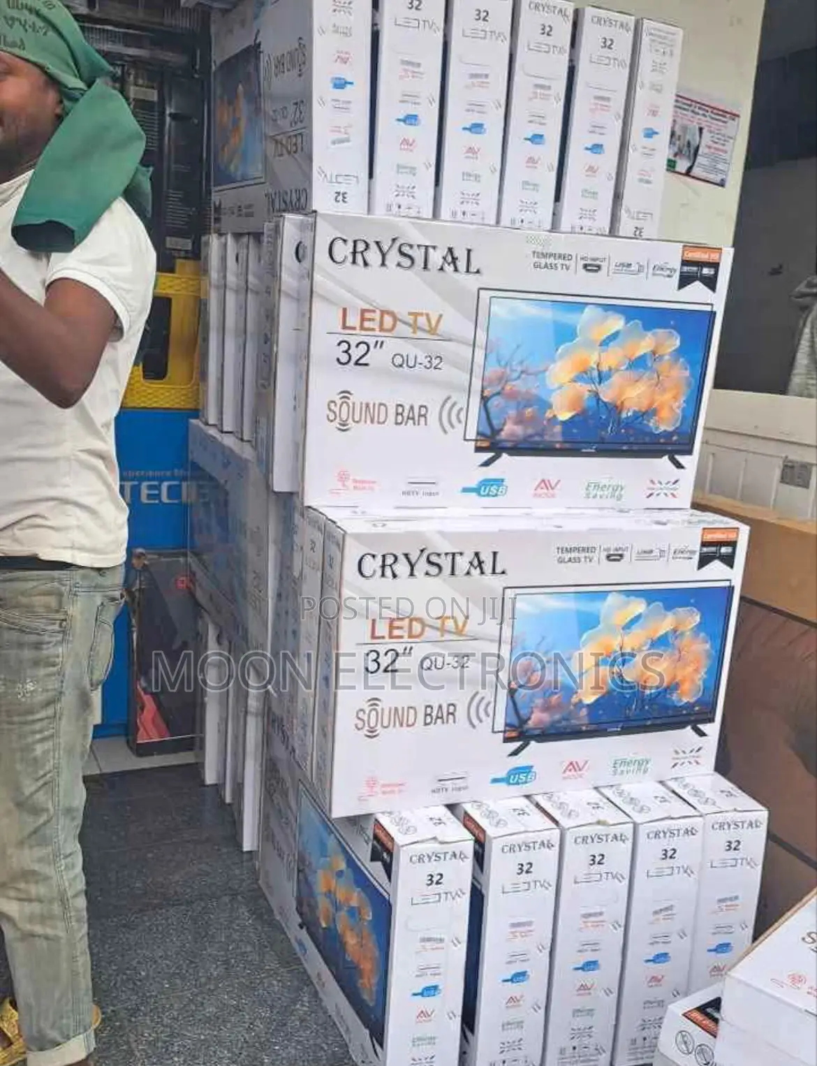 Crystal 32′′ Smart Tv – Compact Size, Smart Entertainment!