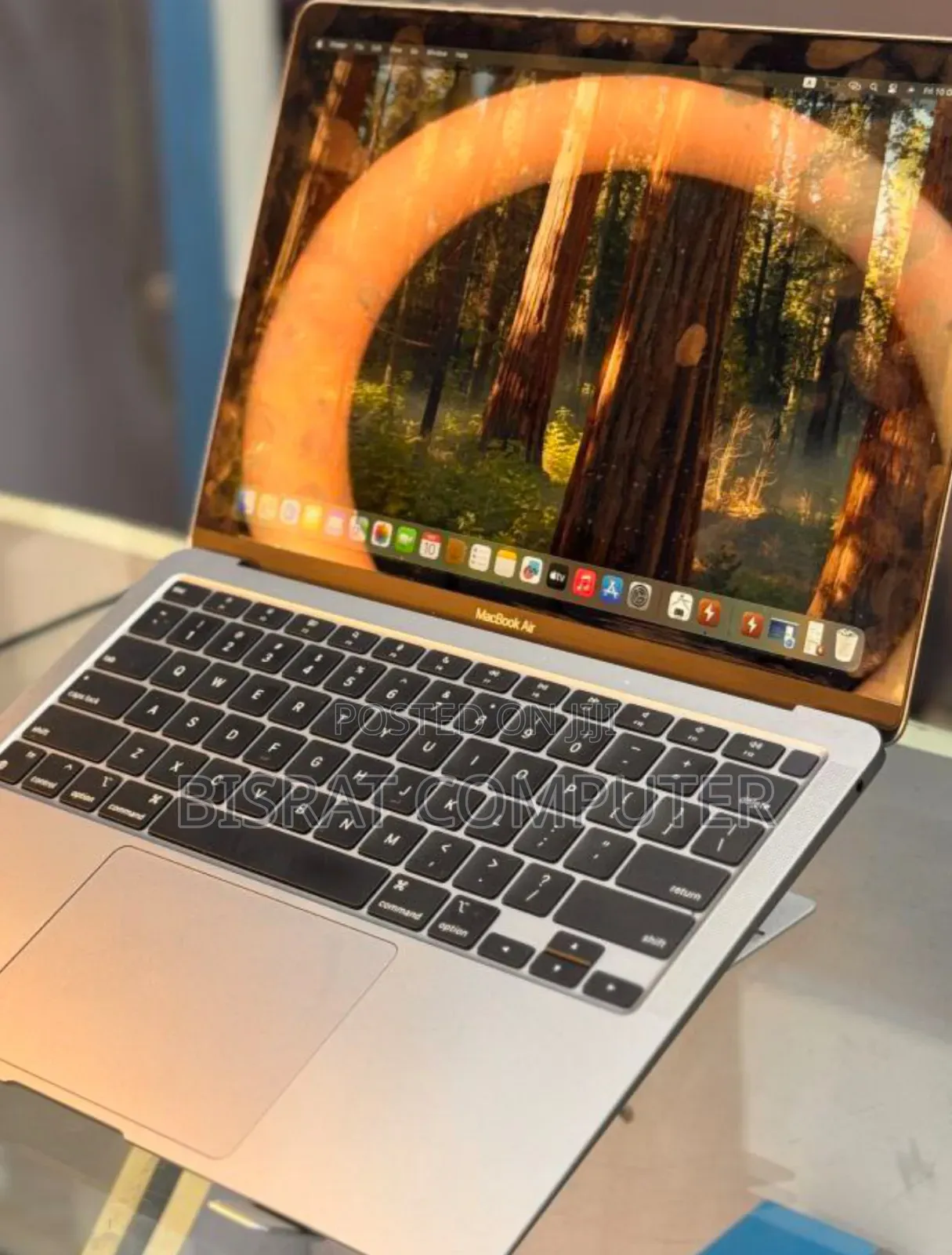 New Laptop Apple MacBook Air 2020 M1 8GB Apple M1 SSD 256GB