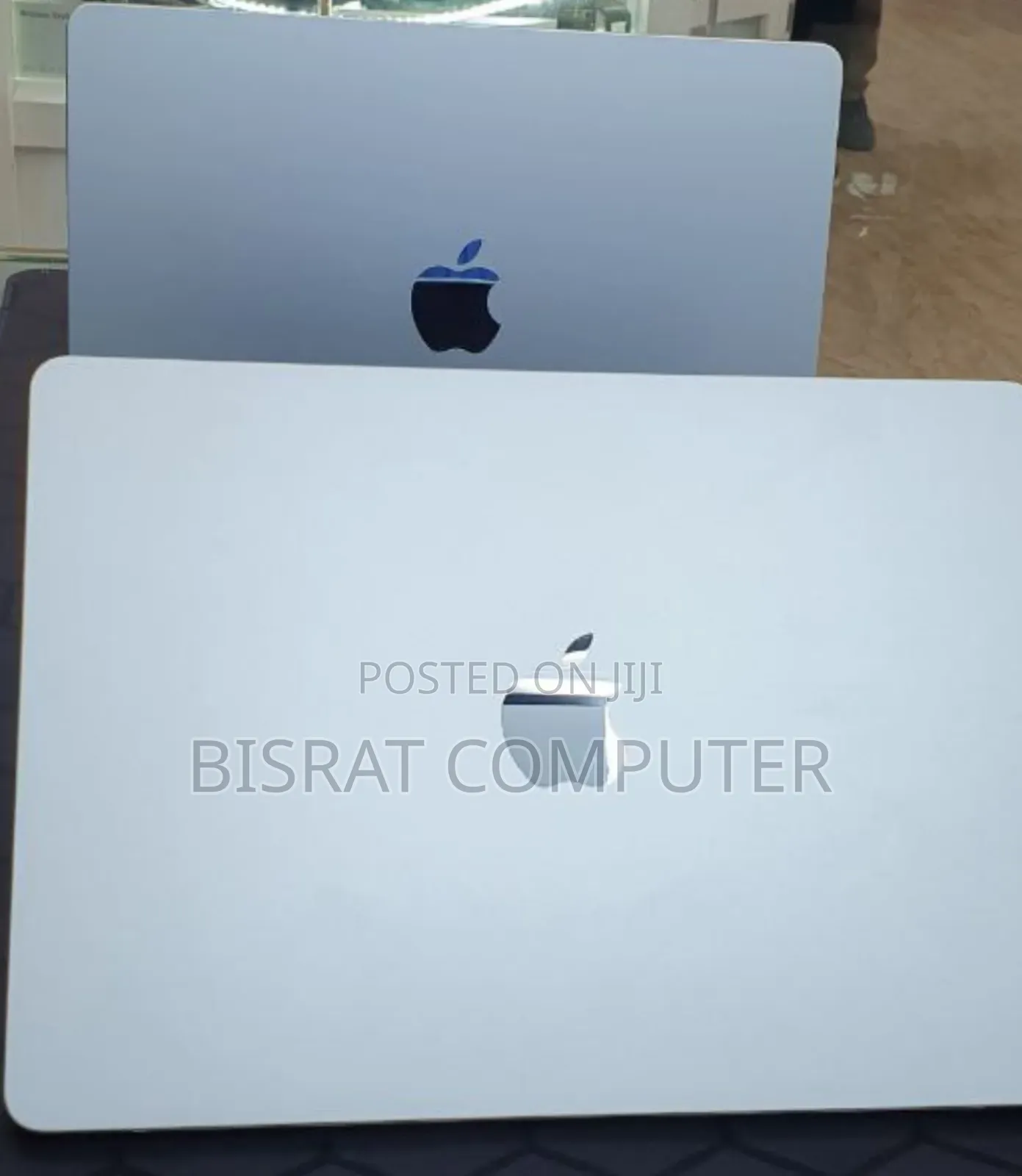 New Laptop Apple MacBook Air 2025 M4 13-Inch 16GB Apple M4 SSD 256GB