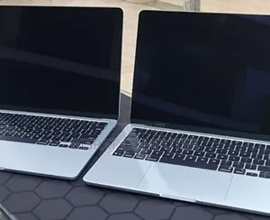 New Laptop Apple MacBook Air 2025 M4 13-Inch 16GB Apple M4 SSD 256GB