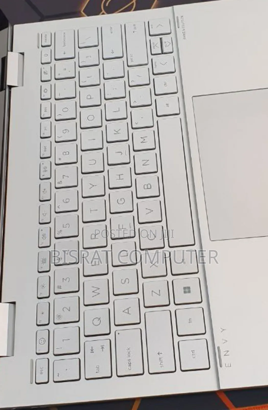 New Laptop HP Envy X360 8GB Intel Core I7 SSD 1T